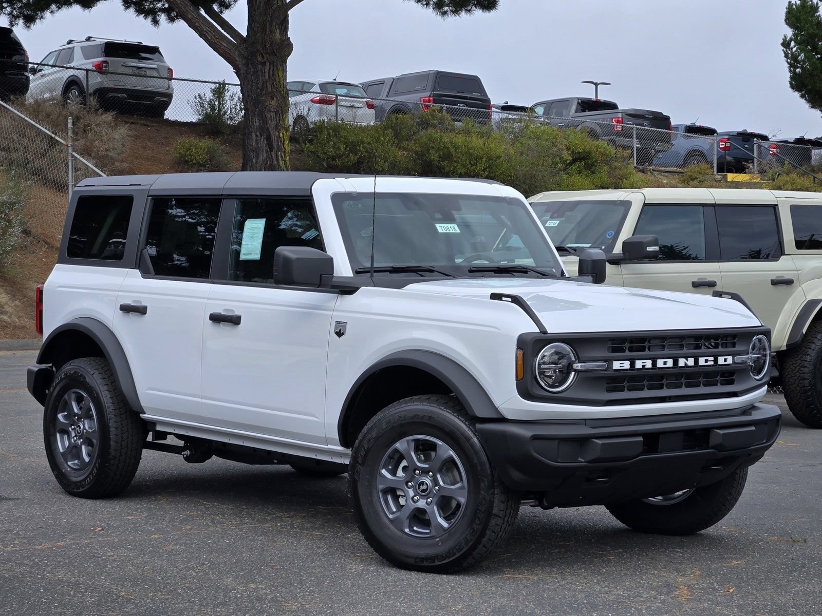 New 2026 Ford Bronco Big Bend AWD/4WD image 2