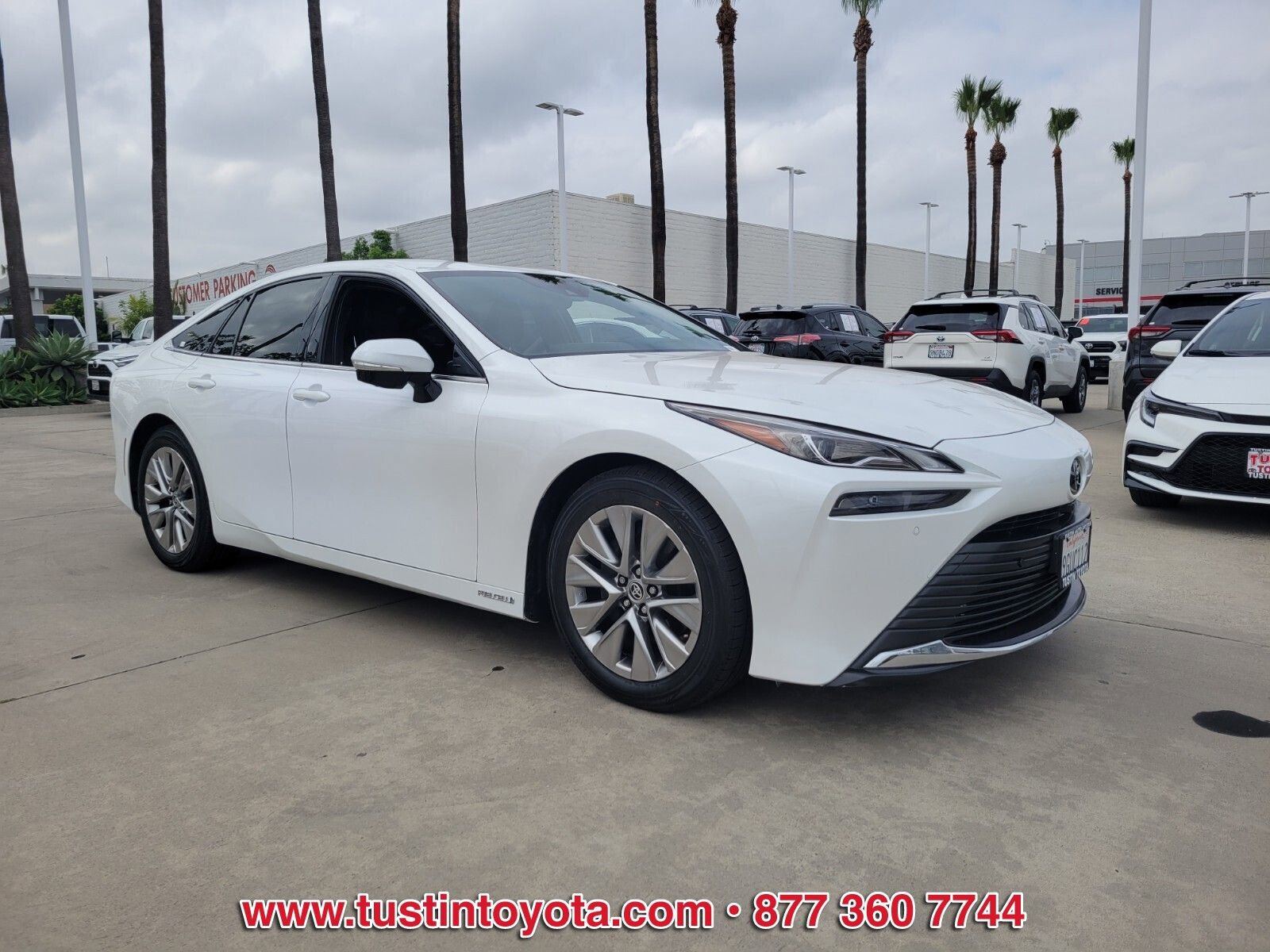 Certified 2023 Toyota Mirai w/ Advanced Technology Package RWD image 2
