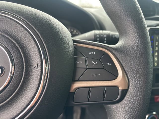 Used 2017 Jeep Renegade Sport w/ Power & Air Group image 24