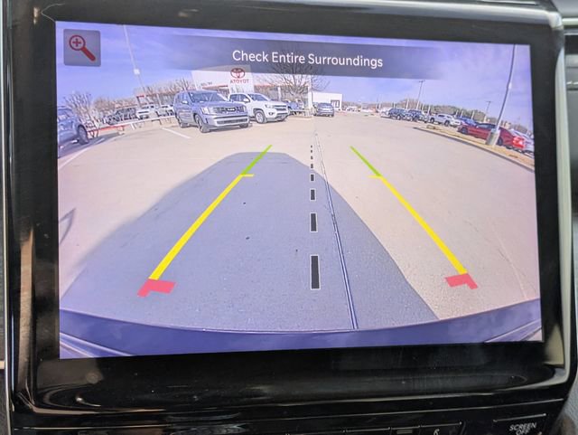 Used 2022 Jeep Grand Cherokee Limited image 16