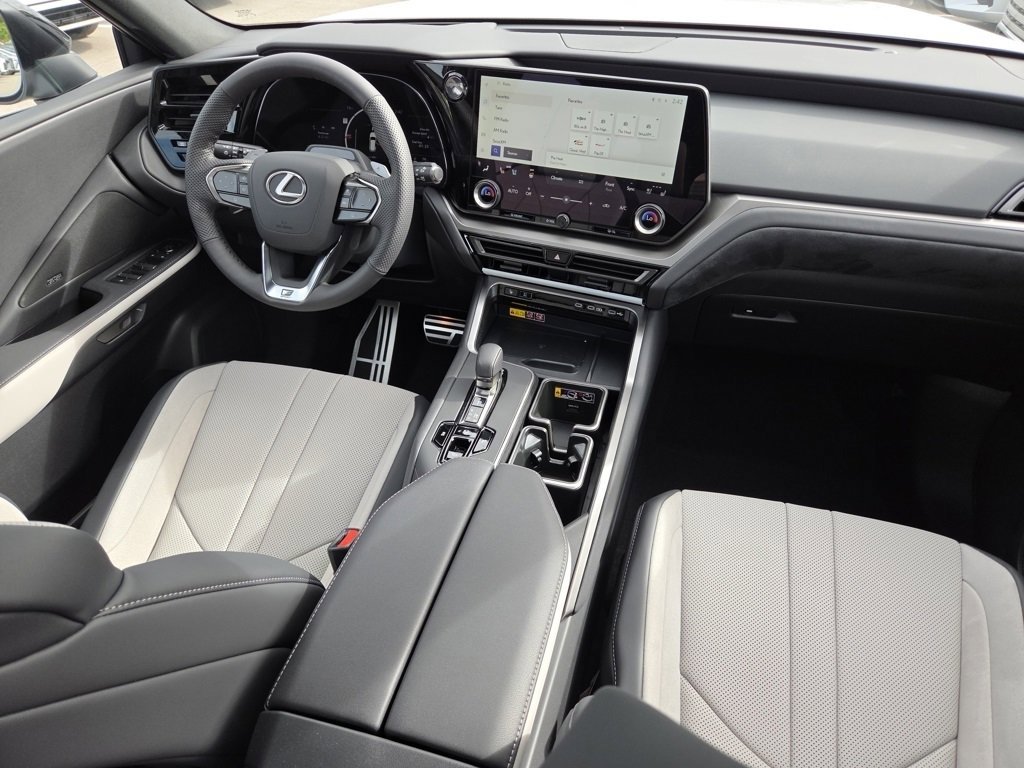 New 2026 Lexus TX 500h AWD image 43