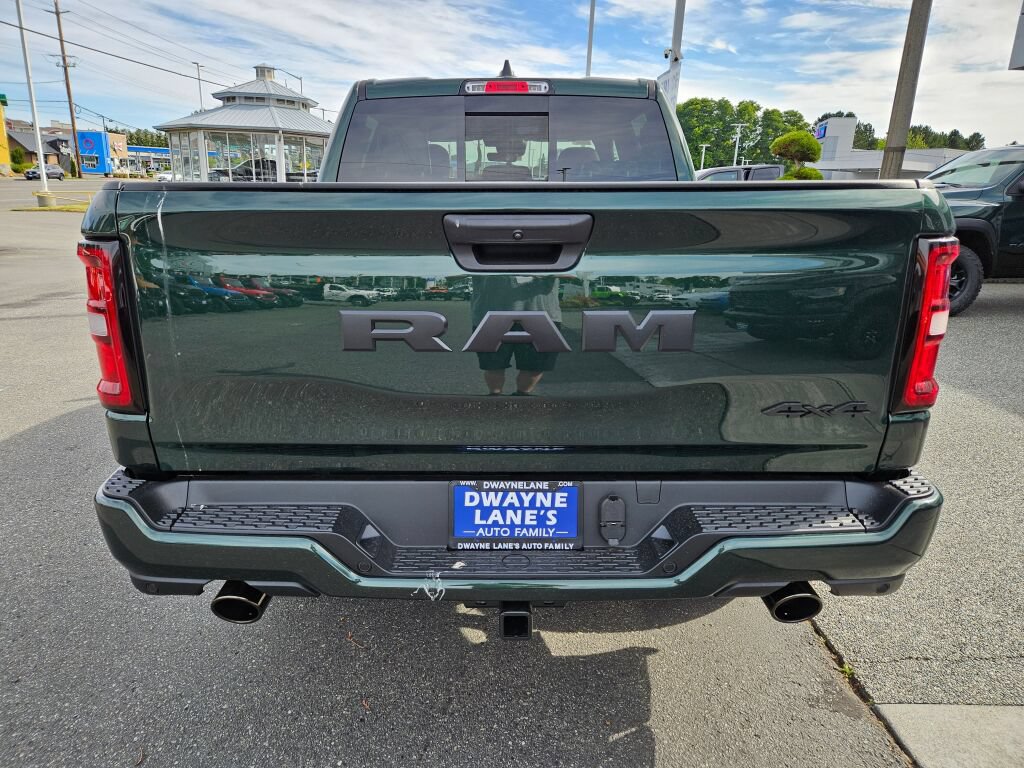 New 2026 RAM 1500 Express AWD/4WD image 4