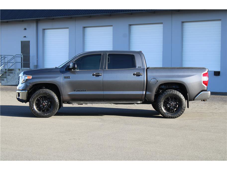 Used 2019 Toyota Tundra SR5 w/ SR5 Upgrade Package image 2