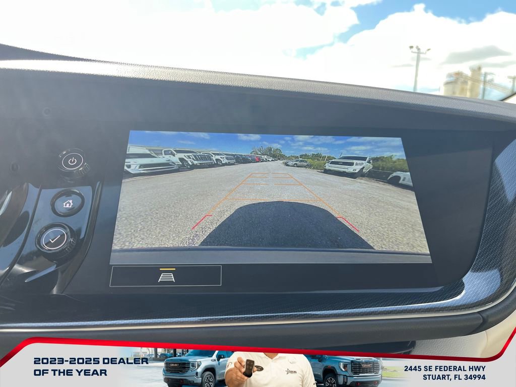 Used 2023 Buick Envision Essence image 31