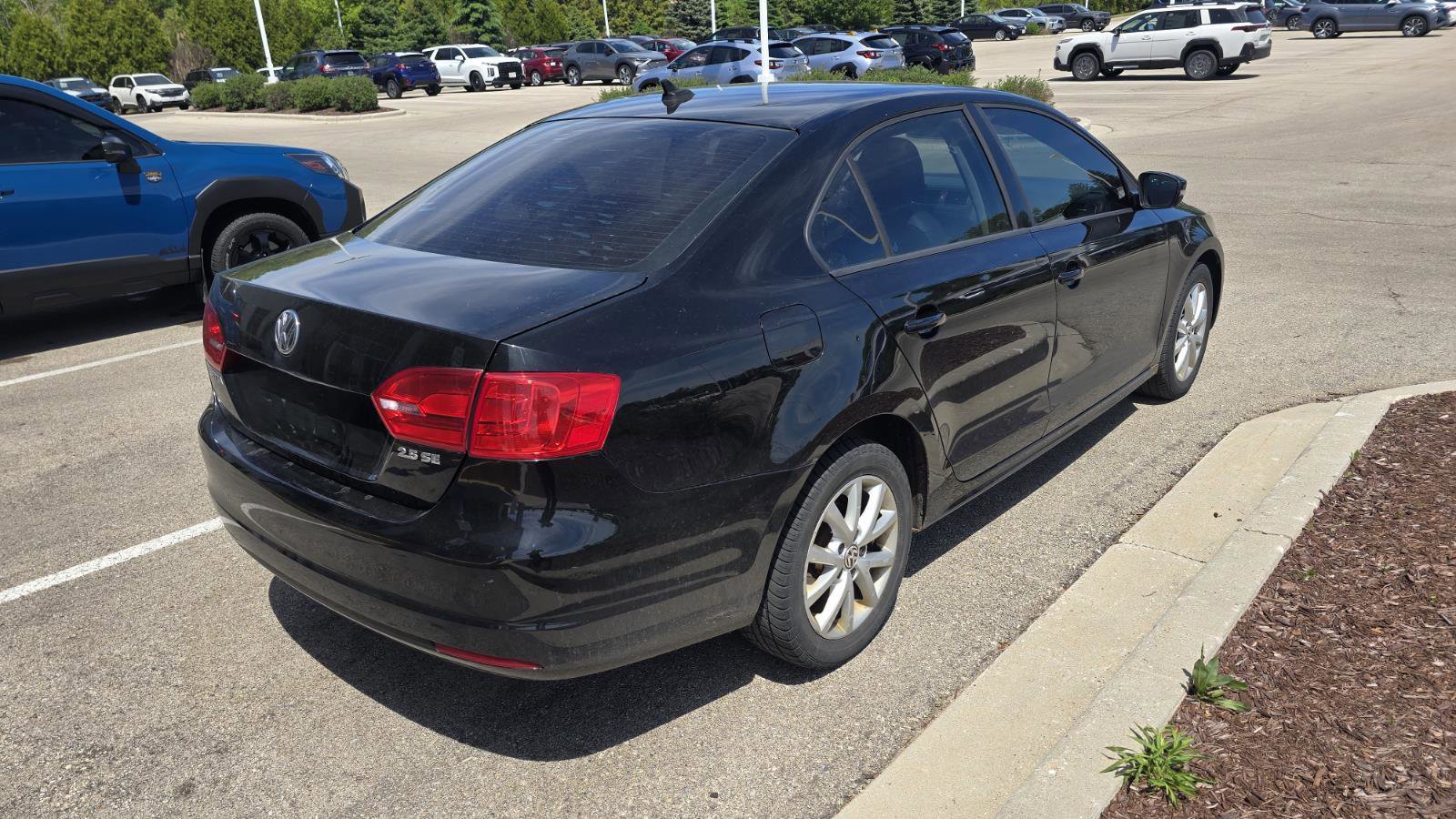 Used 2012 Volkswagen Jetta SE FWD image 18