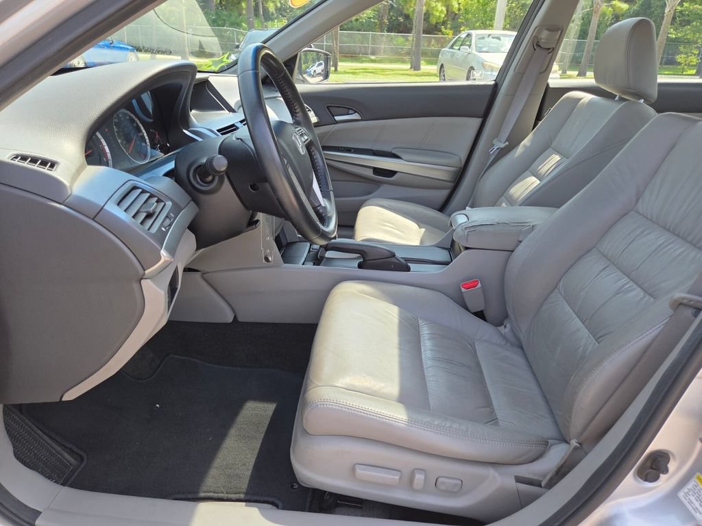 Used 2010 Honda Accord EX-L image 24