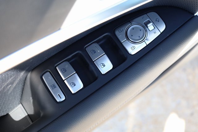 New 2026 Genesis G70 2.5T Prestige image 11