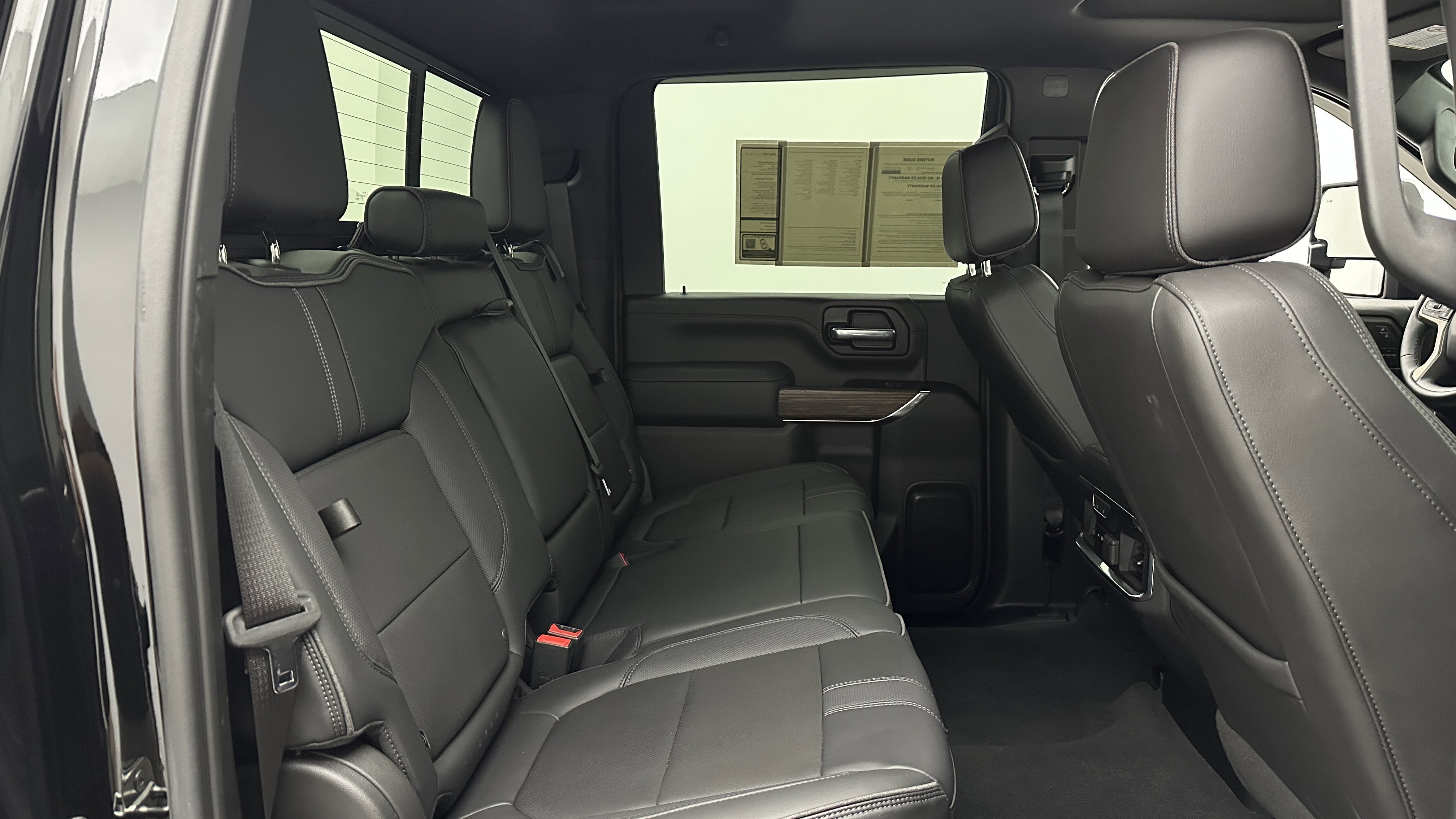 Used 2023 Chevrolet Silverado 2500 High Country w/ Z71 Off-Road Package image 32