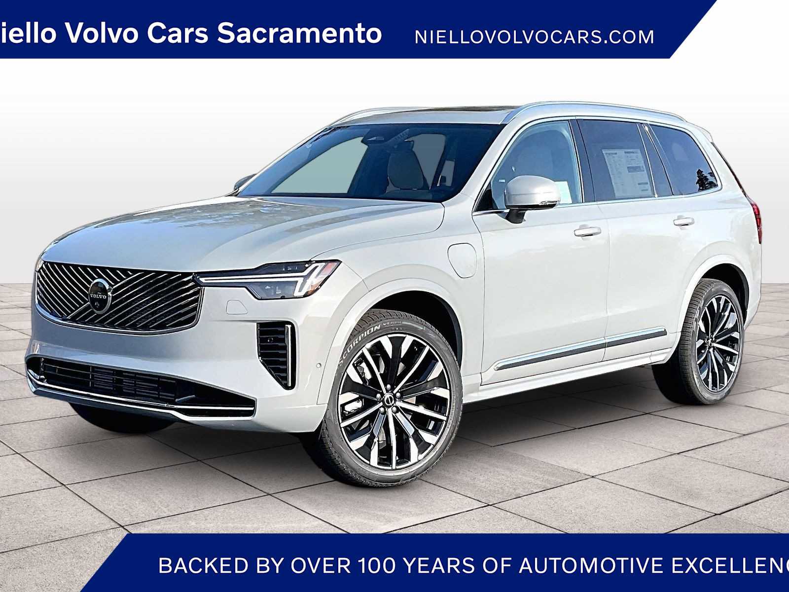 New 2026 Volvo XC90 T8 Plus w/ Protection Package Premier image 1