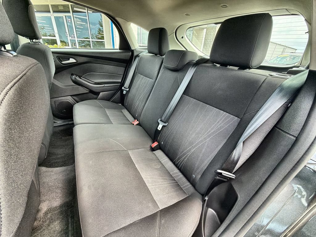 Used 2018 Ford Focus SEL FWD image 22