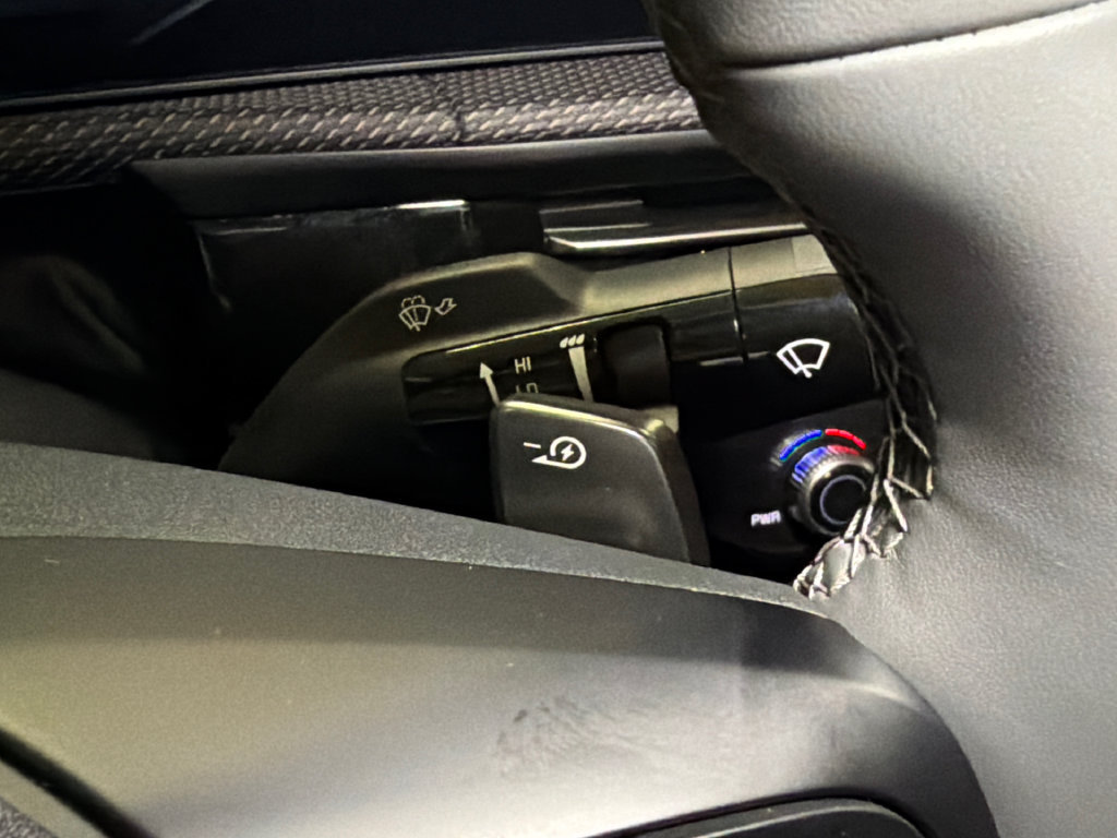 Certified 2025 Kia EV6 Wind RWD image 35