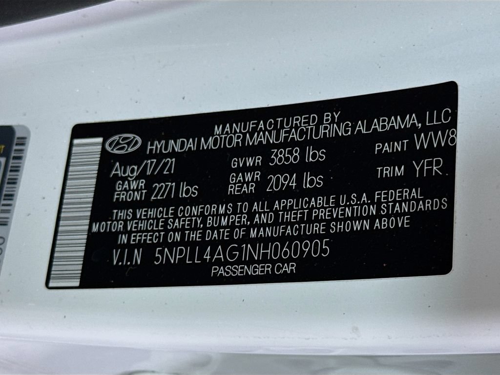 Certified 2022 Hyundai Elantra SE FWD image 33