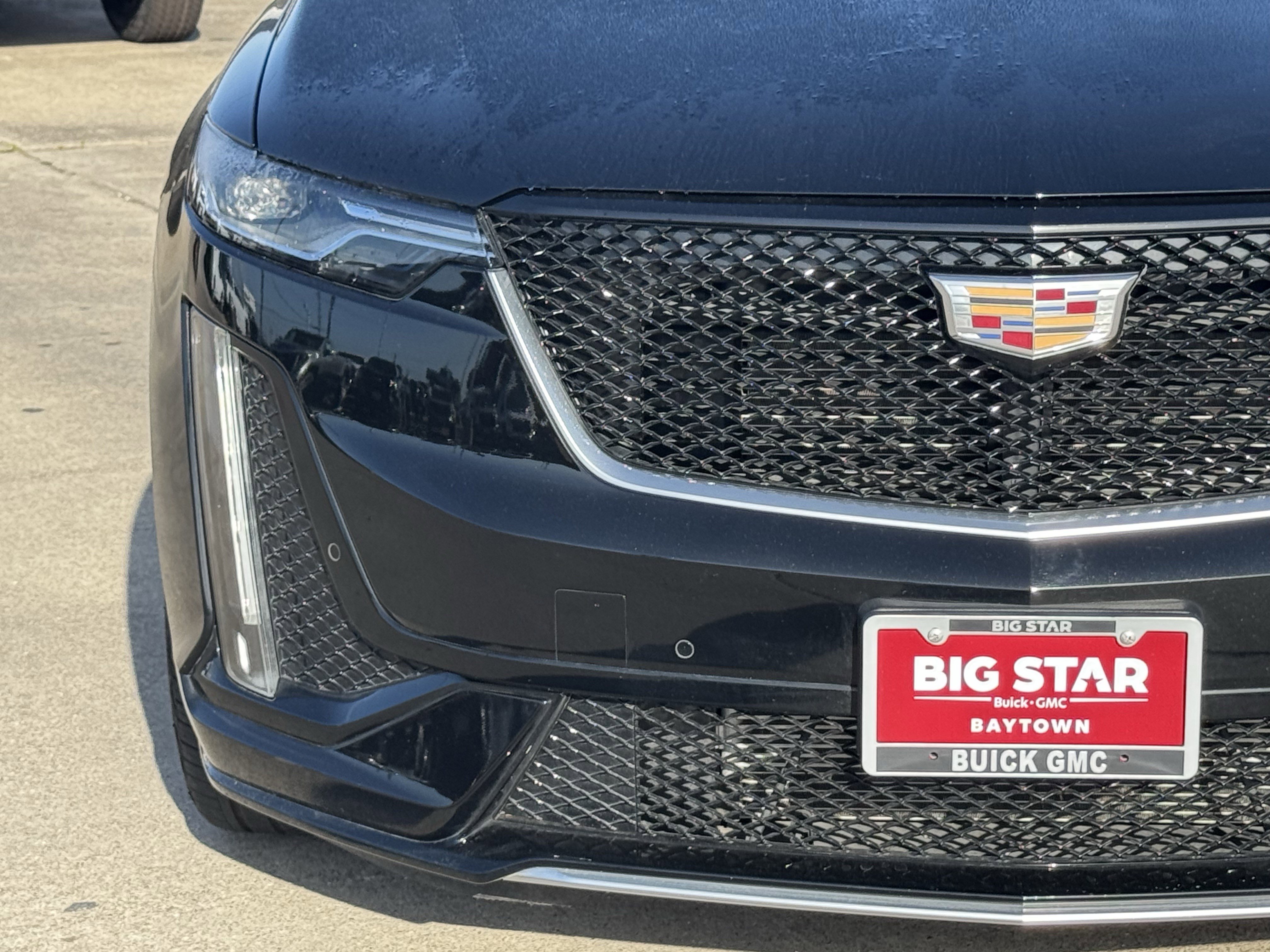 Used 2023 Cadillac XT6 Sport AWD/4WD image 6