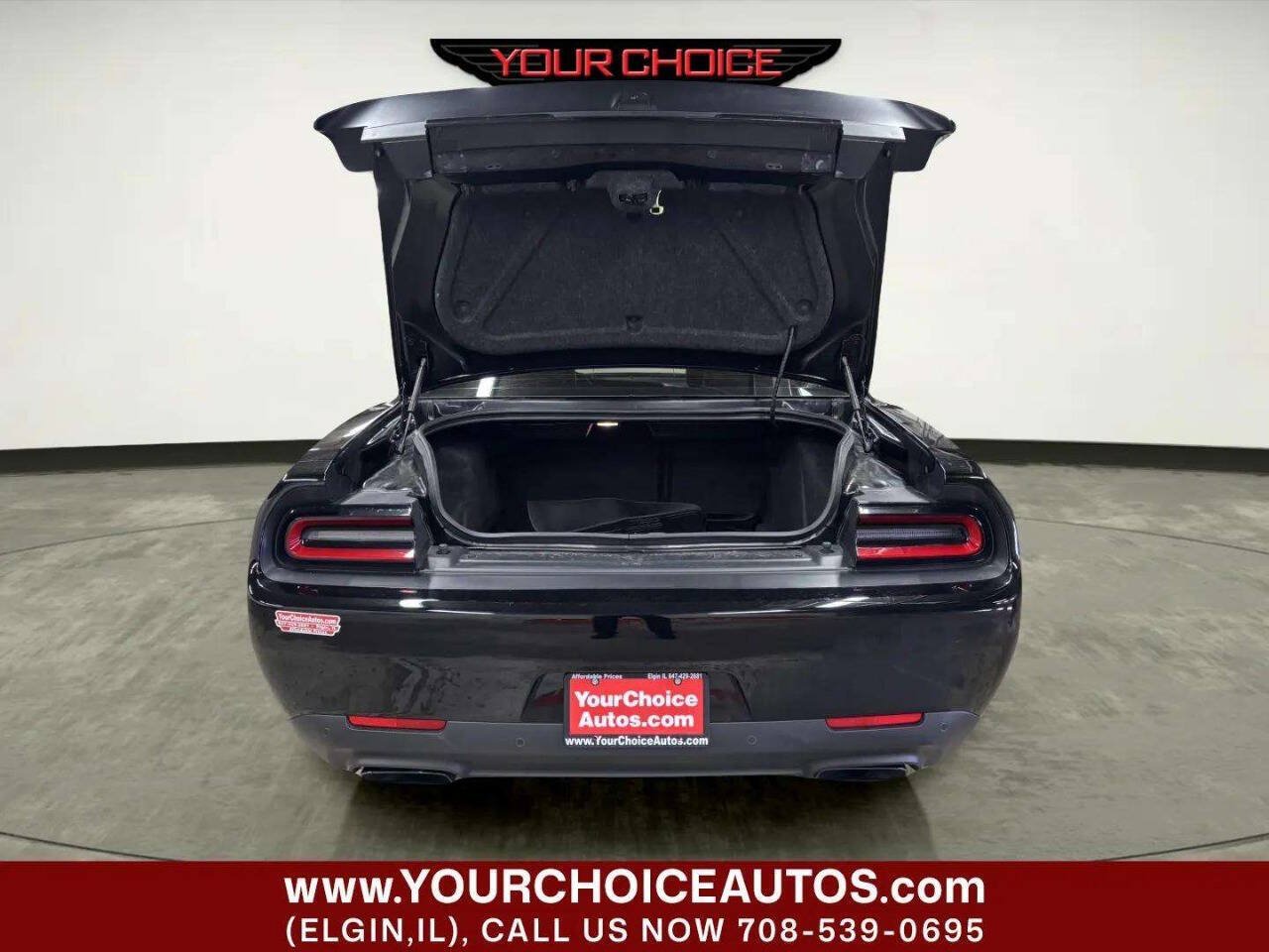 Used 2023 Dodge Challenger SRT Hellcat RWD image 6