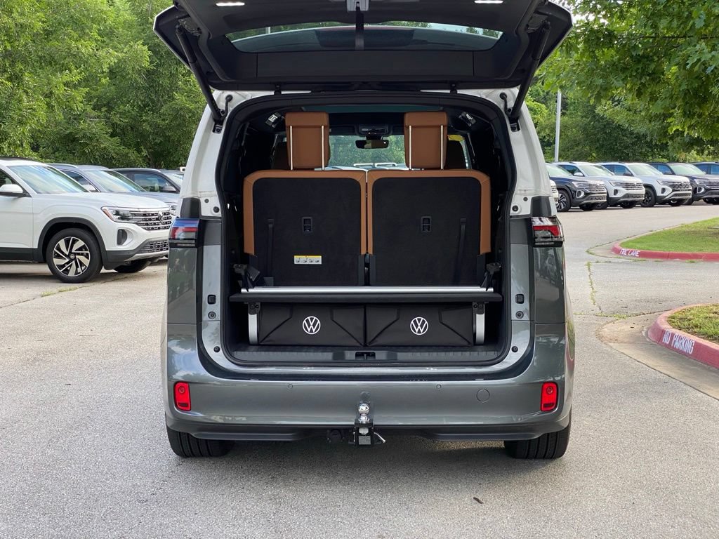 New 2025 Volkswagen ID. Buzz Pro S Plus AWD/4WD image 7