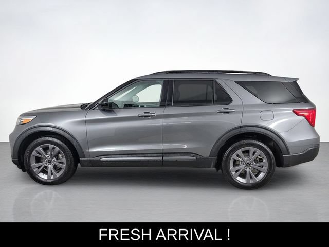 Certified 2023 Ford Explorer XLT w/ Equipment Group 202A AWD/4WD image 6