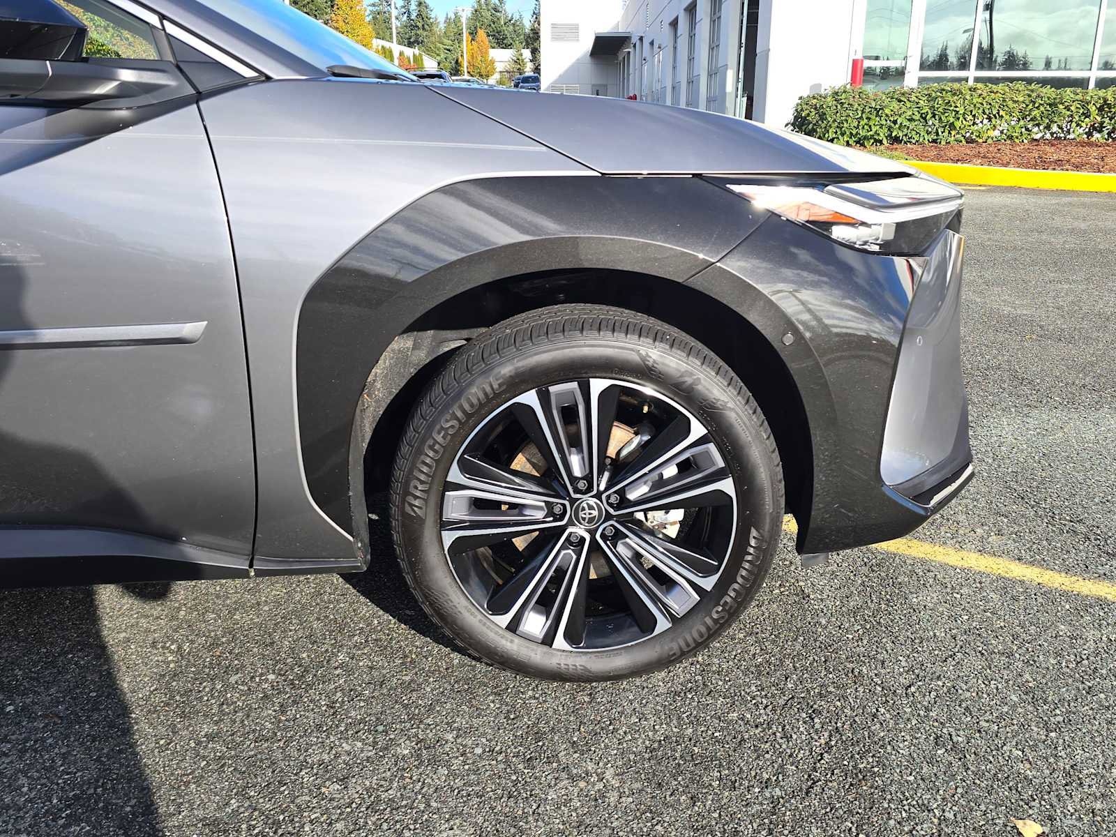 Used 2024 Toyota bZ4X Limited image 9