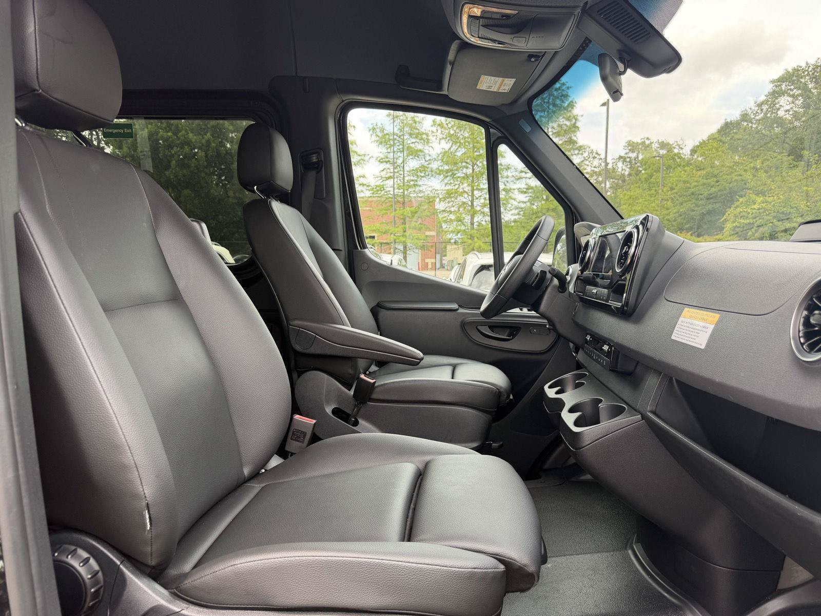 Certified 2025 Mercedes-Benz Sprinter 2500 image 27