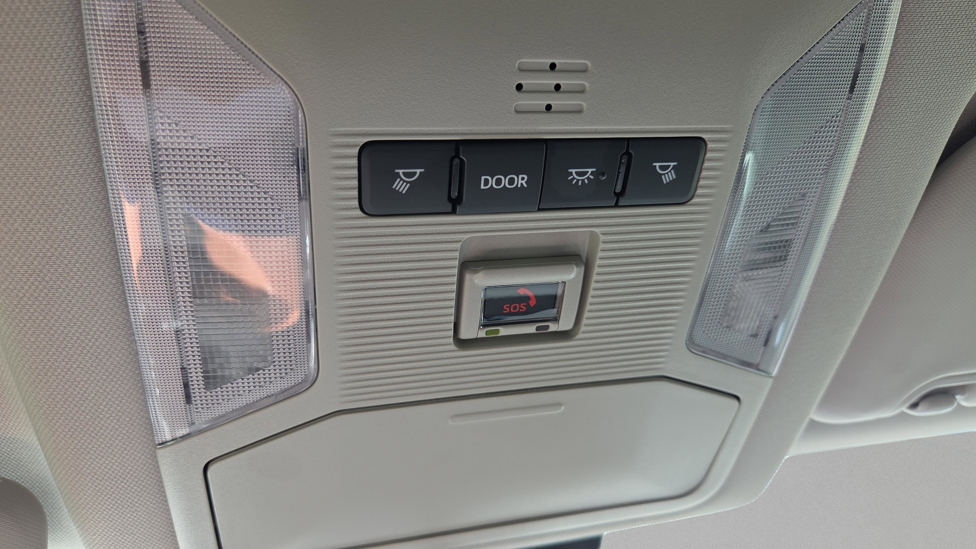 Certified 2025 Toyota RAV4 LE FWD image 27
