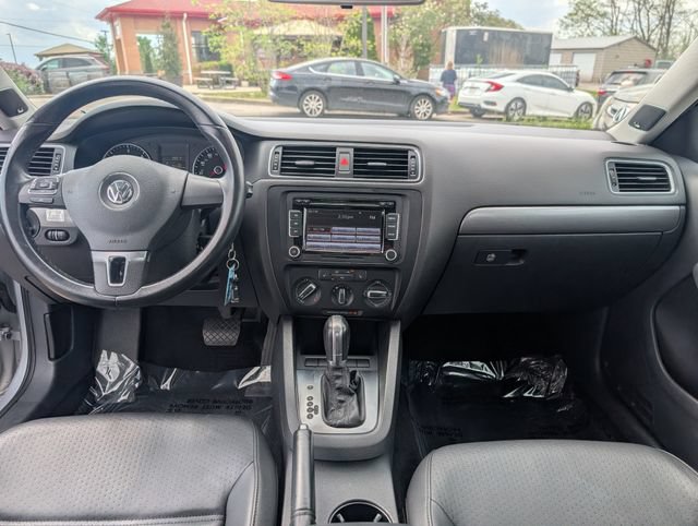 Used 2013 Volkswagen Jetta TDI FWD image 16