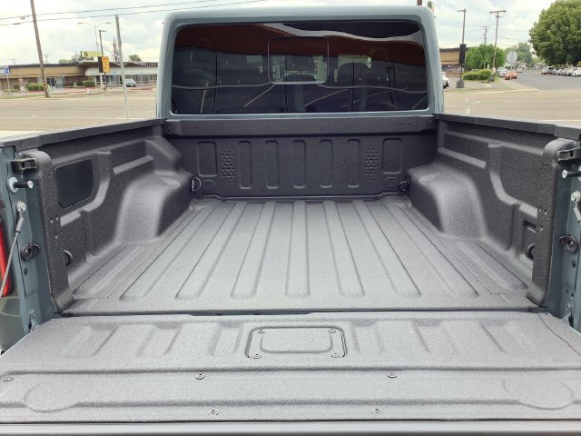 New 2026 Jeep Gladiator Sport AWD/4WD image 30