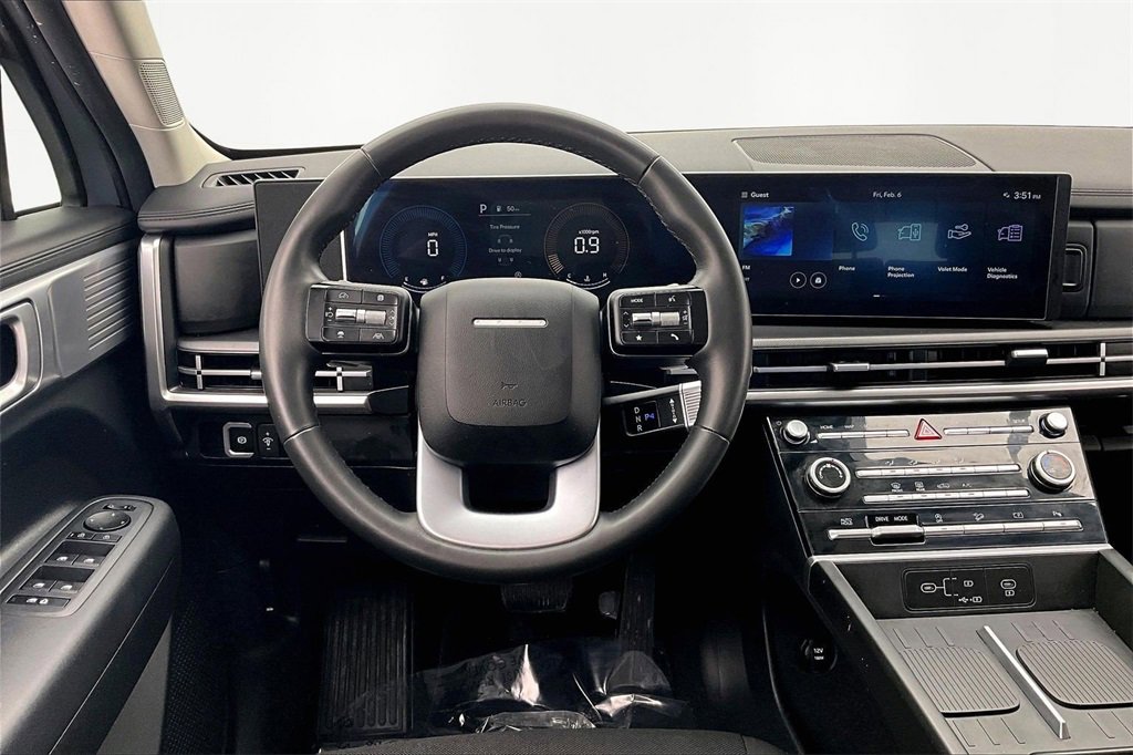 Used 2025 Hyundai Santa Fe SE image 5