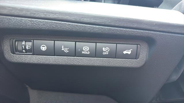 Used 2025 Nissan Ariya AWD image 50