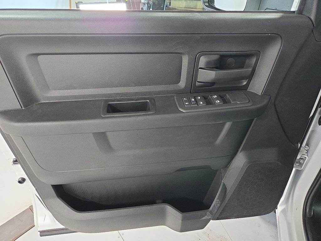 New 2026 RAM 2500 Tradesman w/ Chrome Appearance Group image 16