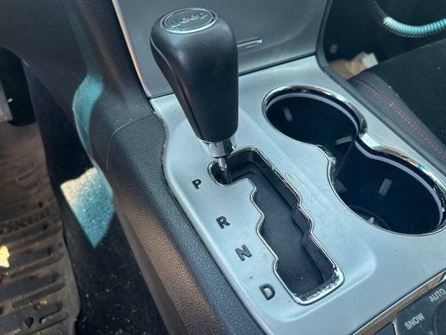 Used 2013 Jeep Grand Cherokee Trailhawk AWD/4WD image 21