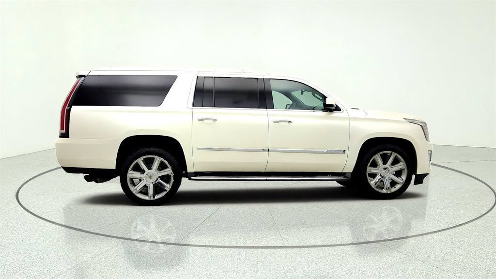 Used 2015 Cadillac Escalade ESV Premium AWD/4WD image 4