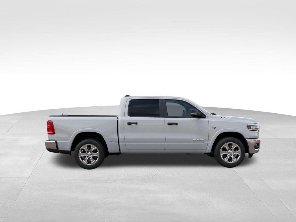 New 2026 RAM 1500 4x4 Crew Cab image 22