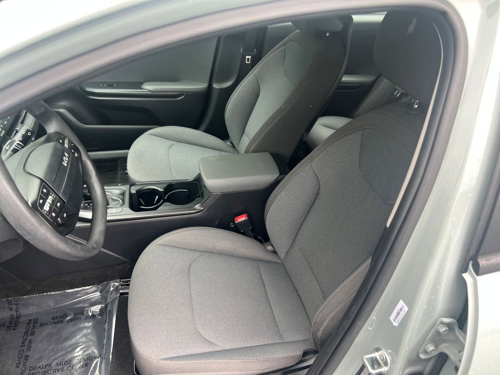 Used 2025 Kia K4 FWD image 23