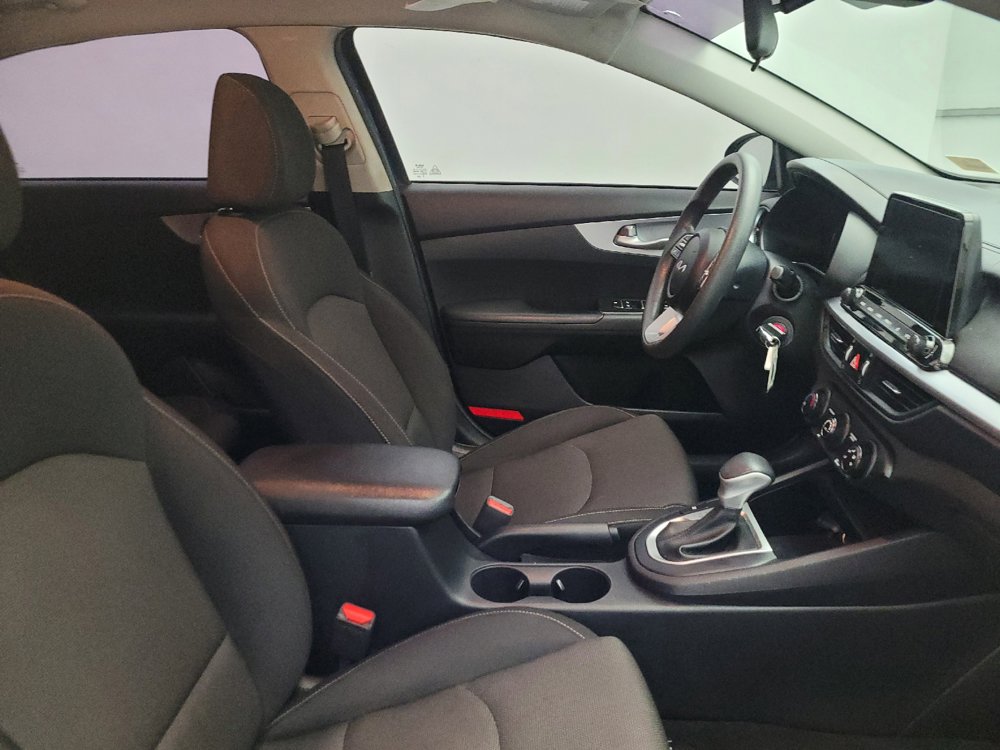 Used 2023 Kia Forte LXS w/ LXS Technology Package FWD image 21