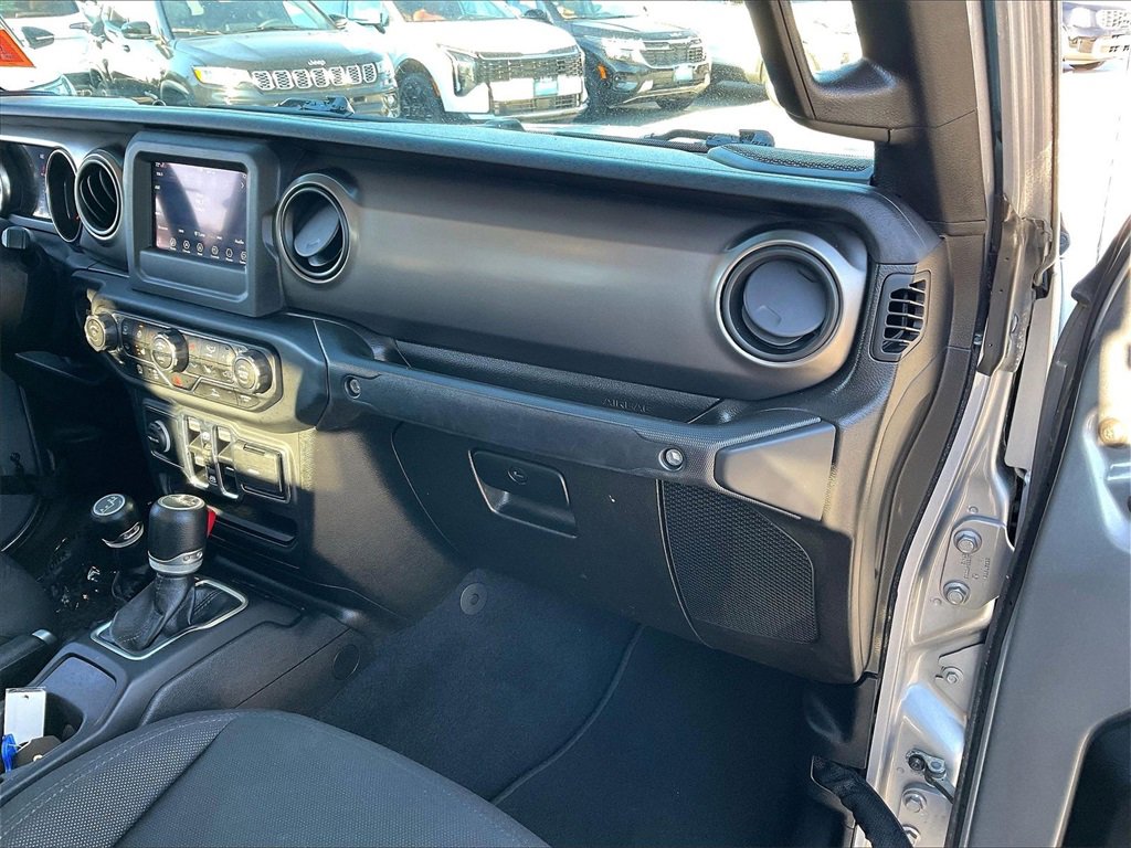 Used 2020 Jeep Gladiator Sport w/ Quick Order Package 24S image 12