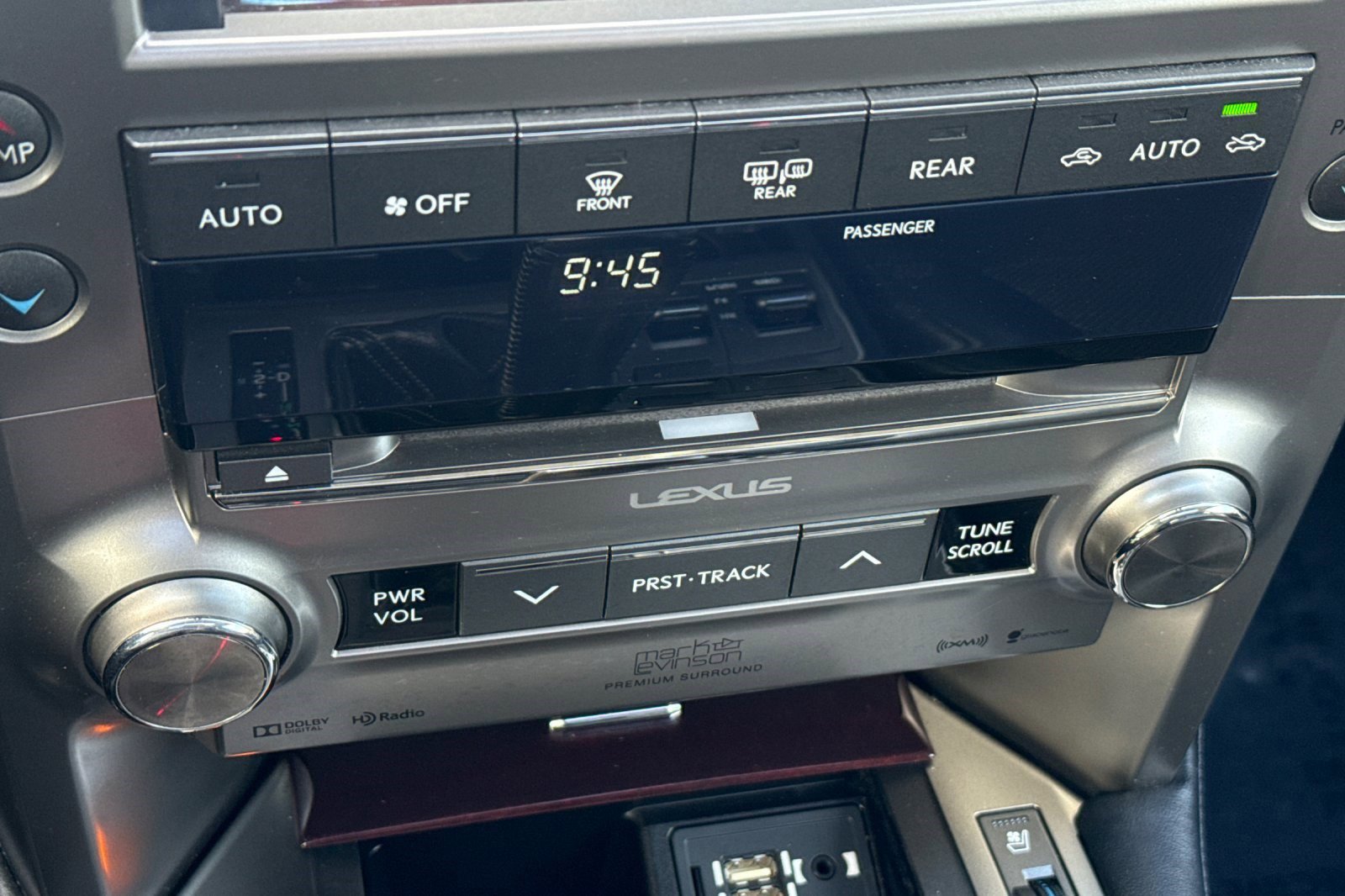 Used 2017 Lexus GX 460 Luxury w/ Preferred Accessory Package image 17