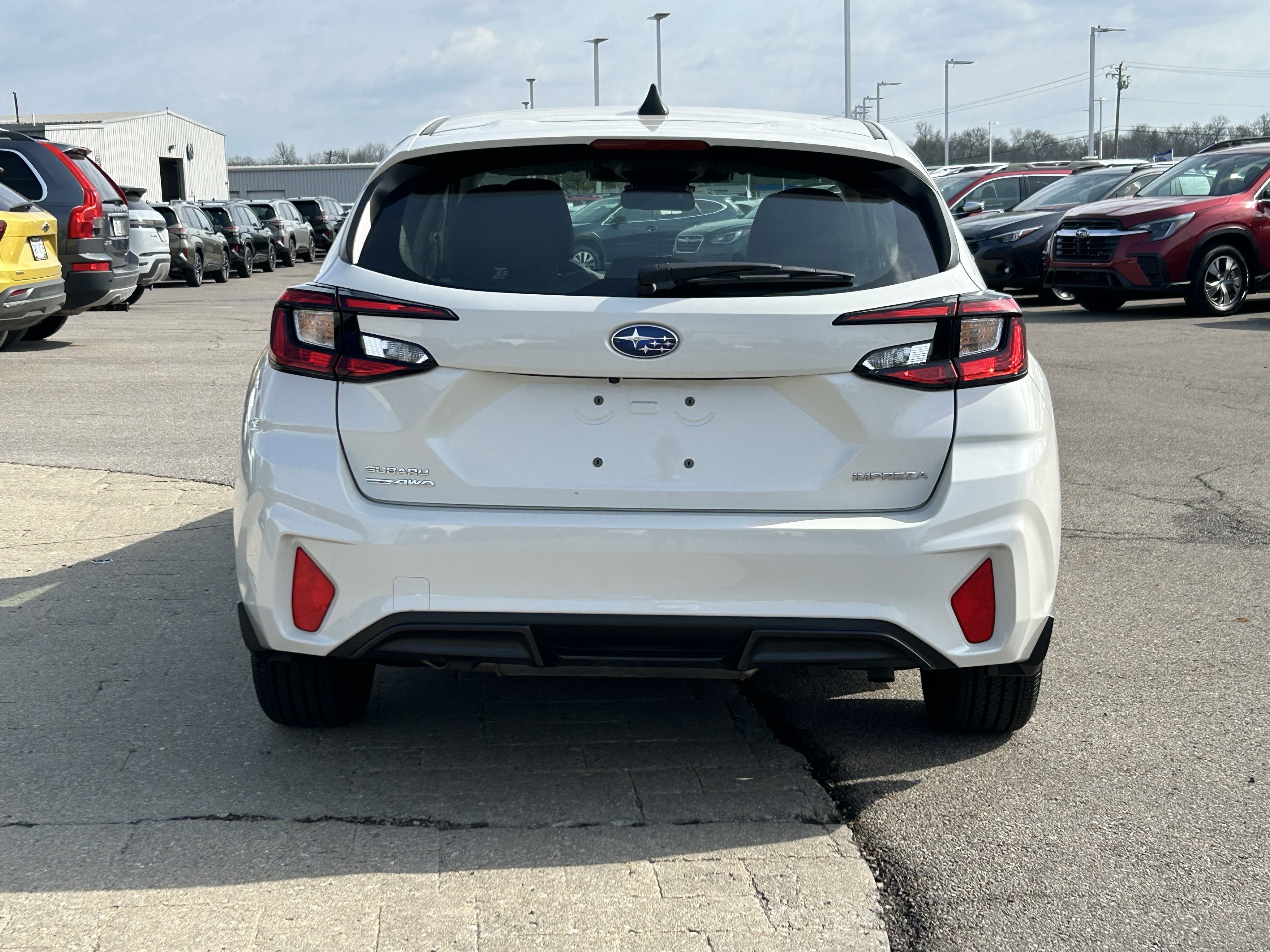 Used 2025 Subaru Impreza 2.0i image 6