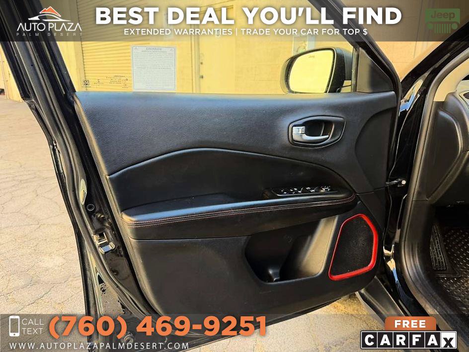 Used 2018 Jeep Compass Trailhawk w/ Leather Interior Group AWD/4WD image 22