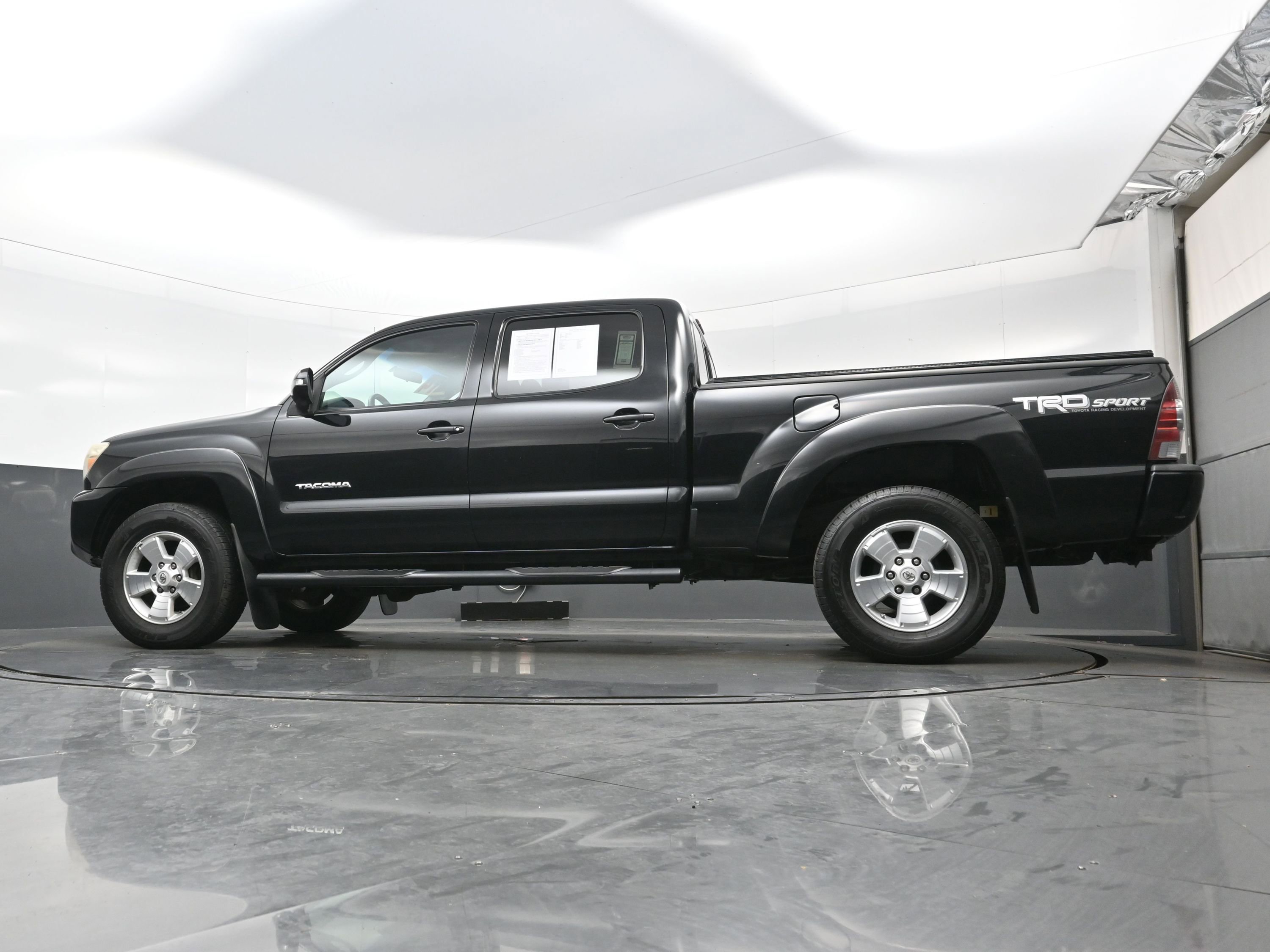 Used 2014 Toyota Tacoma 4x4 Double Cab w/ TRD Sport Package image 27