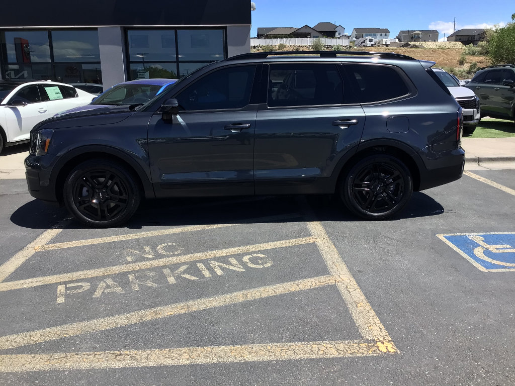 Used 2024 Kia Telluride SX Prestige X-Line AWD/4WD image 3