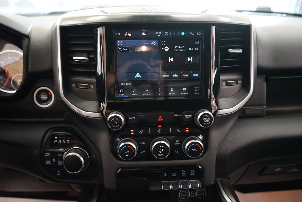 Used 2022 RAM 1500 Big Horn AWD/4WD image 7