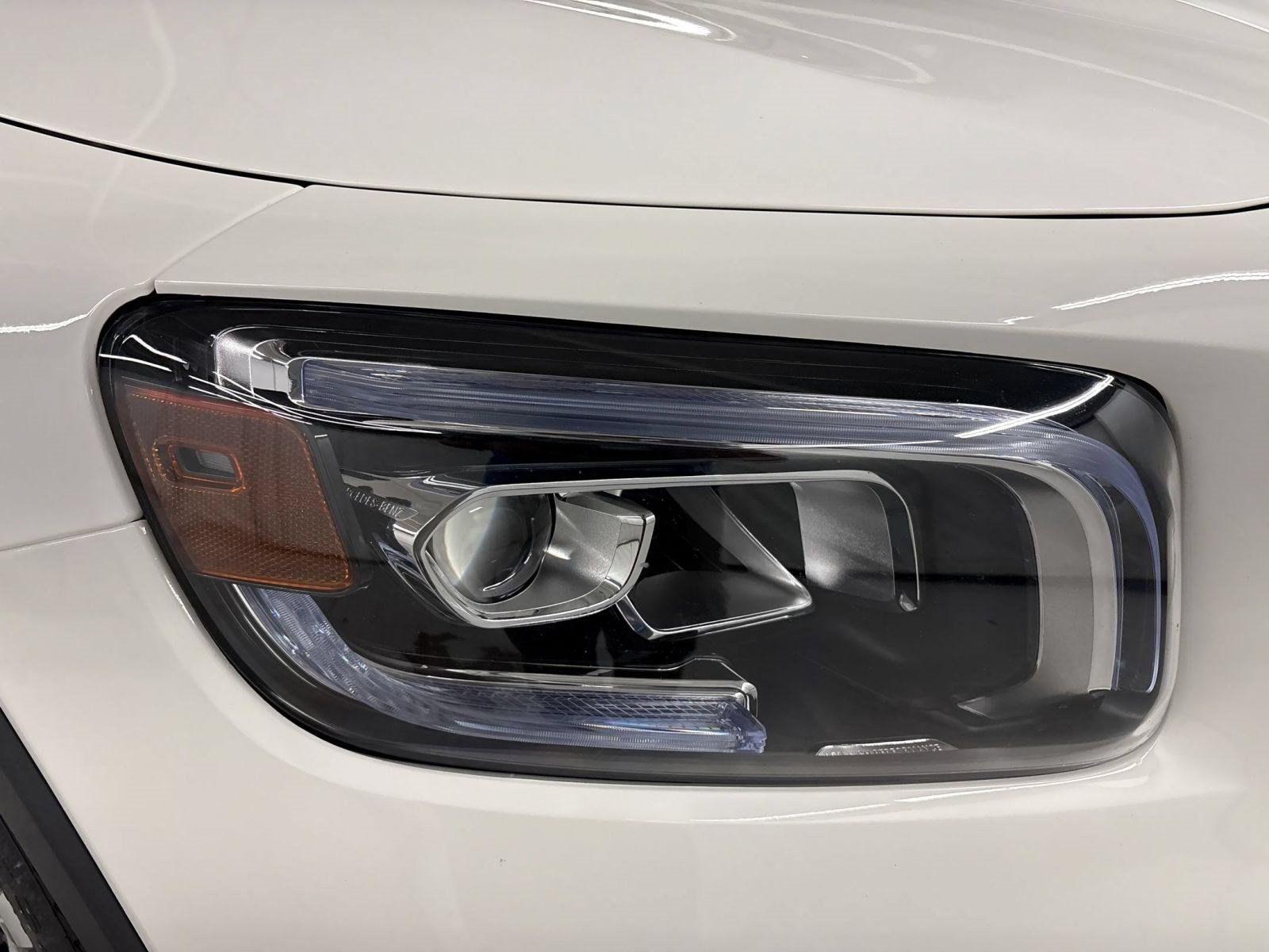 Used 2022 Mercedes-Benz GLB 250 image 12