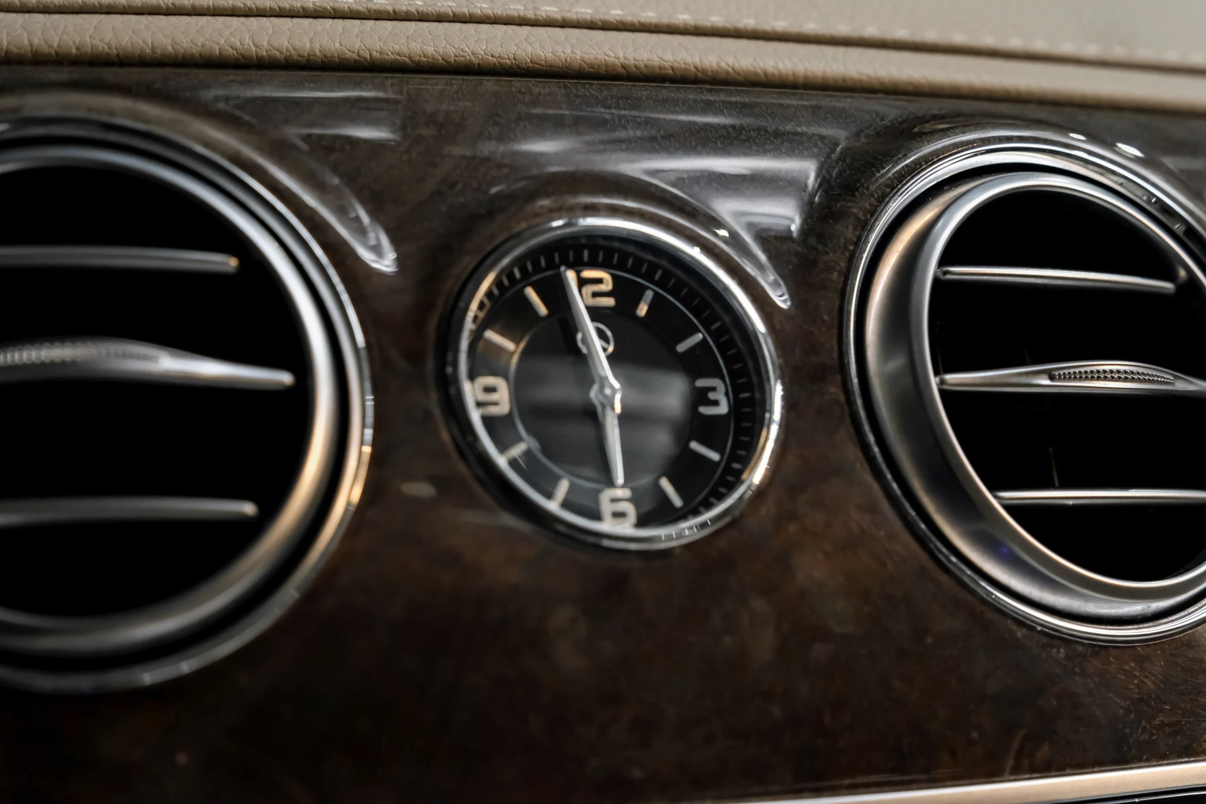 Used 2015 Mercedes-Benz S 550 Sedan image 28