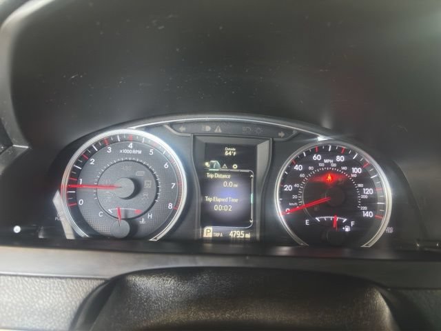 Used 2017 Toyota Camry SE FWD image 19