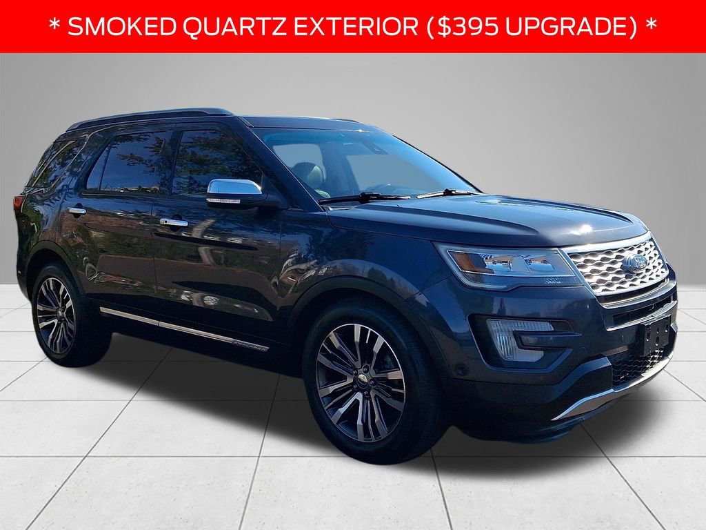 Used 2017 Ford Explorer Platinum image 3