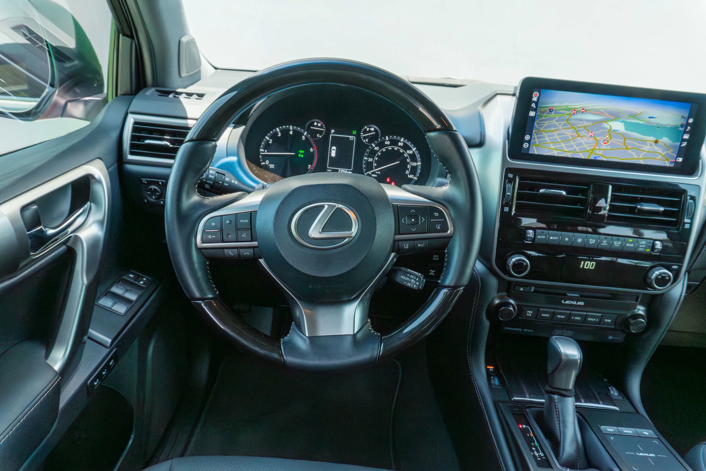 Used 2022 Lexus GX 460 Premium w/ Accessory Package AWD/4WD image 55