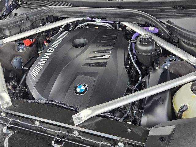 Used 2026 BMW X7 xDrive40i AWD/4WD image 23