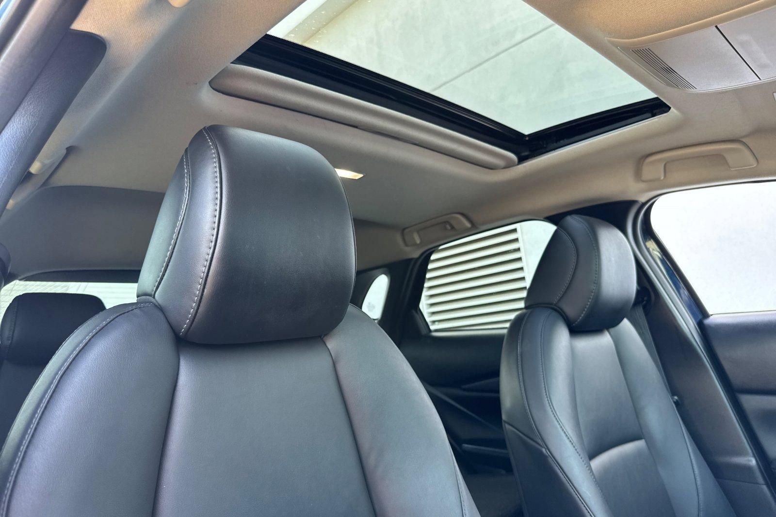 Used 2025 MAZDA CX-30 AWD 2.5 S w/ Preferred Package image 17