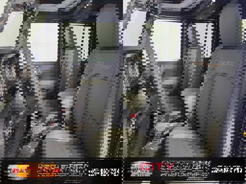 New 2025 Jeep Gladiator Mojave image 10