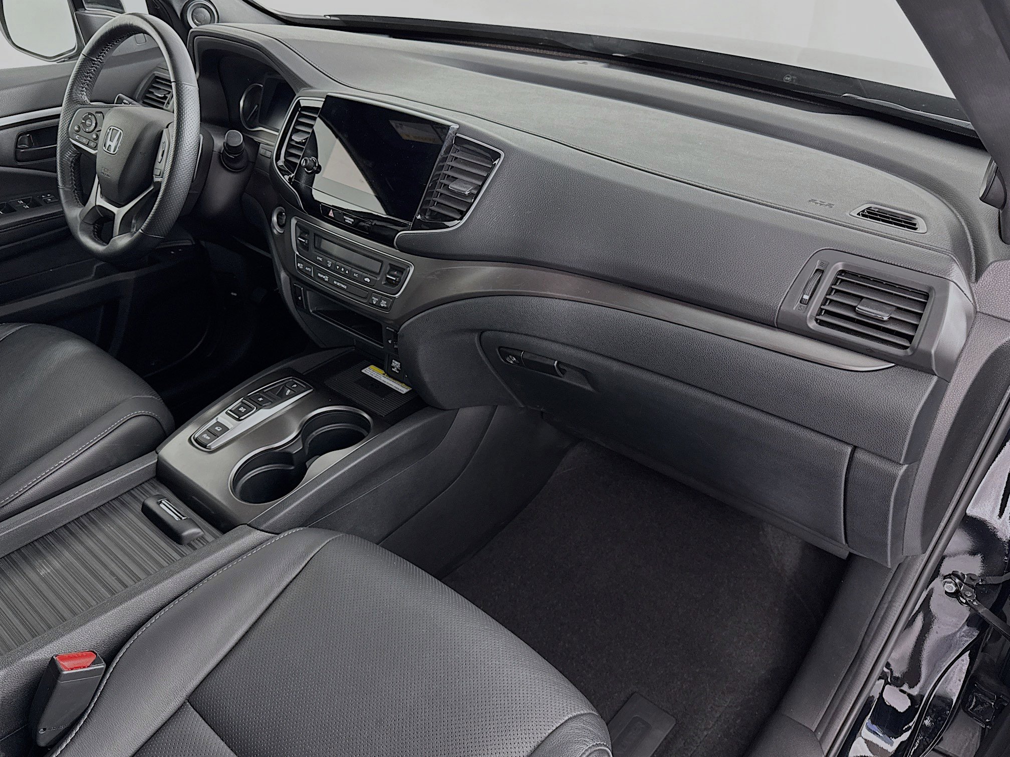 Certified 2023 Honda Passport EX-L image 28