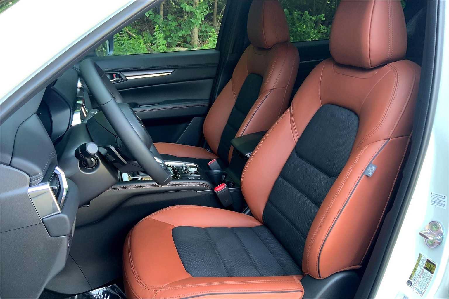 Certified 2025 MAZDA CX-5 Carbon Edition AWD/4WD image 13